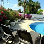 Villa Sadev Turizm Family *