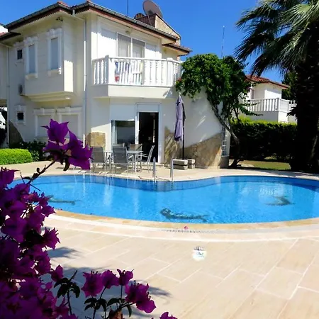 Sadev Turizm Family Vilă Belek