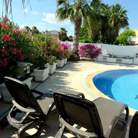 Villa Sadev Turizm Family *