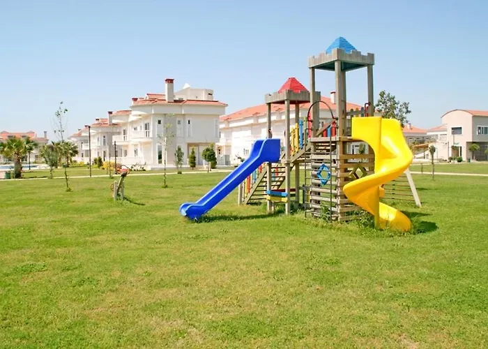 וילה Sadev Turizm Family