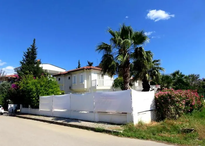 וילה Sadev Turizm Family באלאק